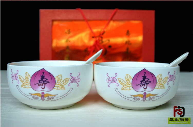 景德镇陶瓷寿碗厂家，订制过寿礼品碗价格