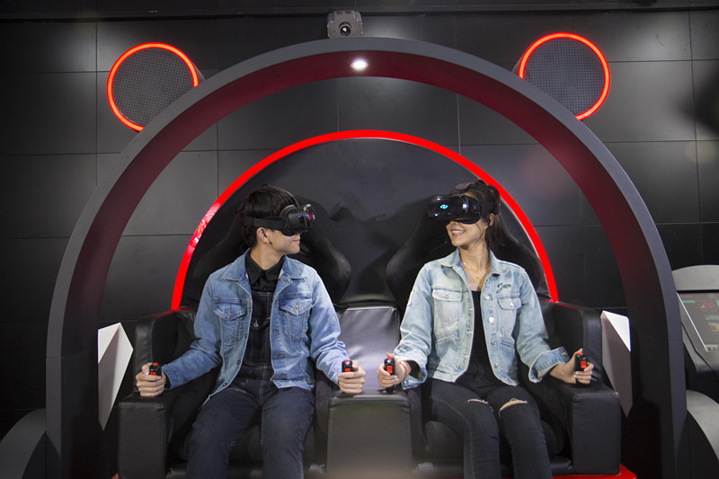 VR双人体验游戏设备