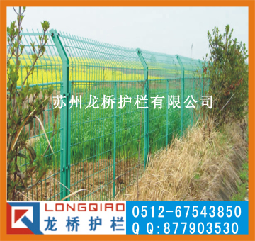 上海农场护栏网 绿色浸塑护栏网 15年不生锈