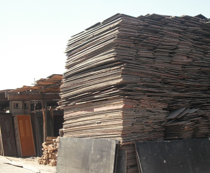 回收建筑工地二手木材、收购建筑工地木方、收购建筑工地二手模板木方、收购、上海建筑模板批发出售、上海建