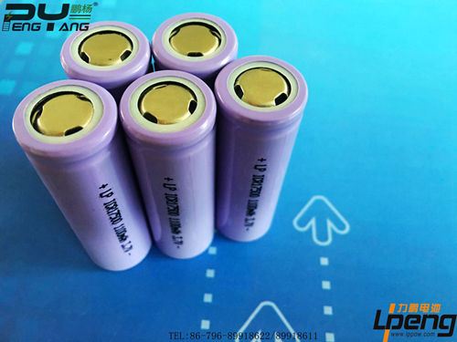 力鹏供应3.7v 17500锂电池/充电锂电池