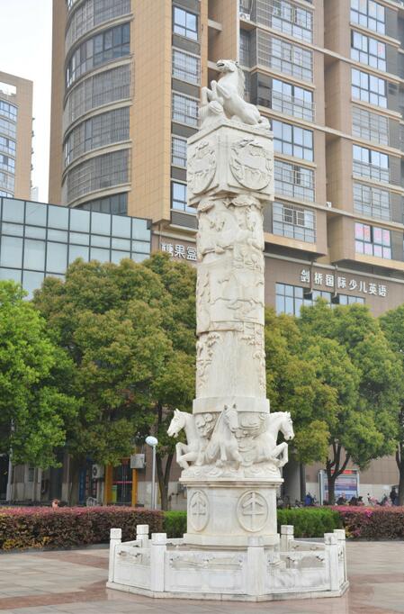 工厂生产十二生肖石柱 景观文化柱 大型广场雕塑摆件