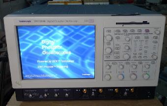 Tektronix TDS7054B