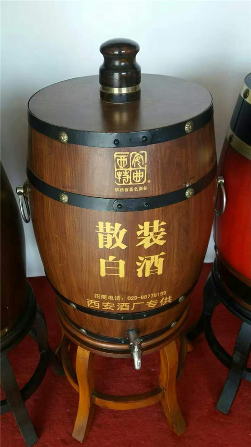 专业生产散装橡木木酒桶
