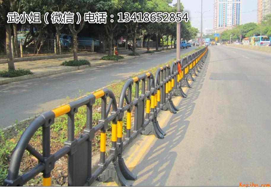塑料交通护栏批发价格 道路塑料护栏批发市场