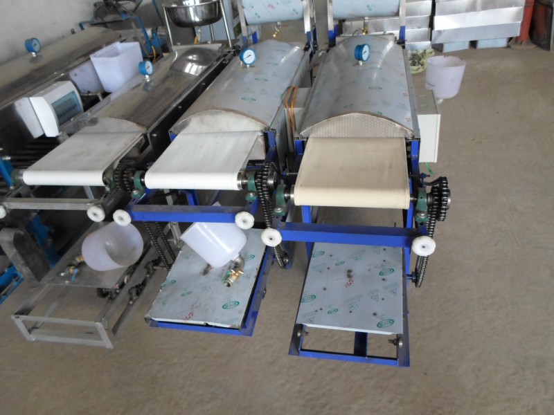 贵州小型全自动凉皮机  全自动米皮机厂家