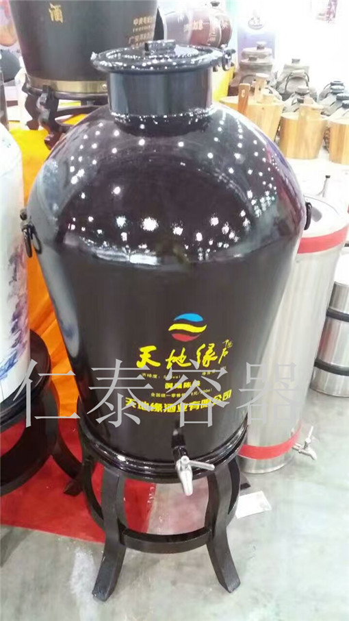 厂家专业生产各种规格实木酒桶精美酒容器散酒桶仿陶瓷缸