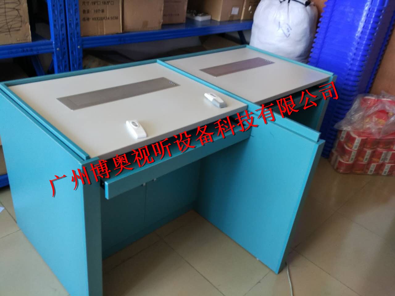 广州升降屏风电脑桌，自动屏风升降桌生产厂家