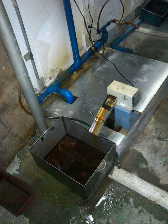 CNC机床专用浮油捞除机