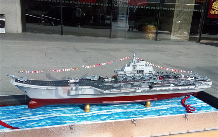 现货1：200大辽宁号航母模型 中国海军航母 16舰 国防展厅展品