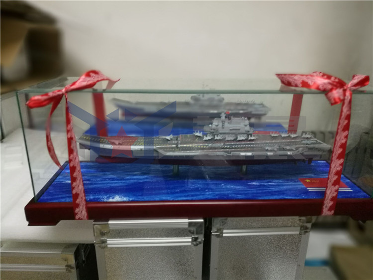 国产航母模型 1:450仿真航母 国防知识宣传展厅摆放 舰船模型