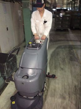 爆款 武汉湖北地区高美手推式洗地机GM50B