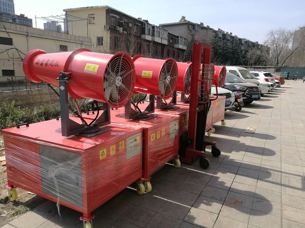 杭州余杭雾炮机   厂家料尘喷雾机带发电机