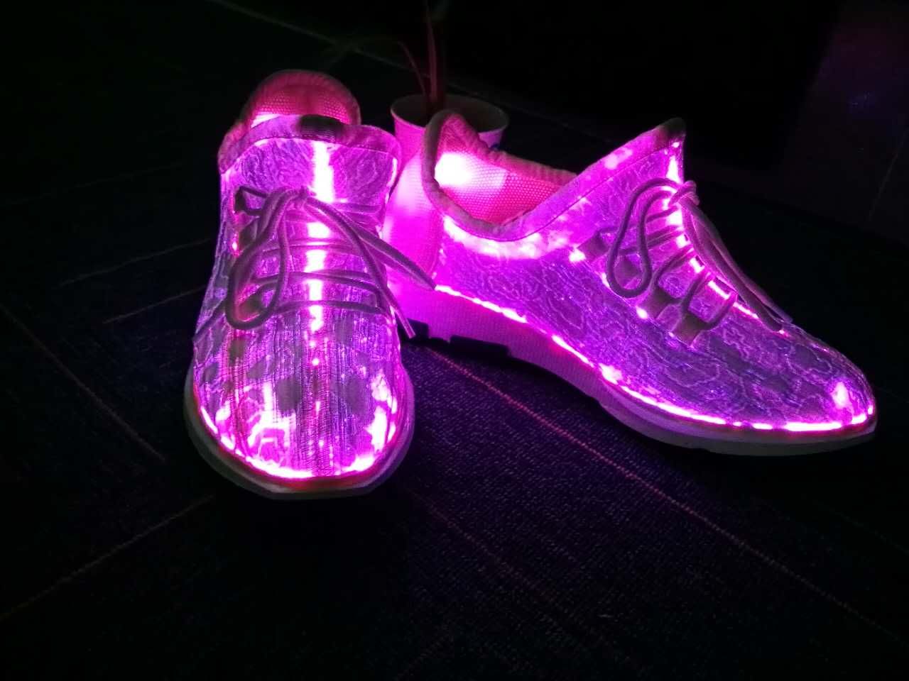 光纤发光面料 创意新品LED夜光发亮婚纱 发光鞋子面料