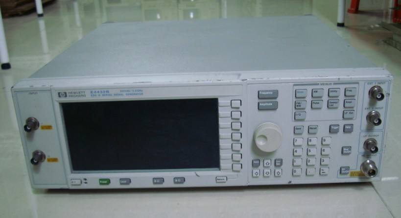 Agilent E4425B