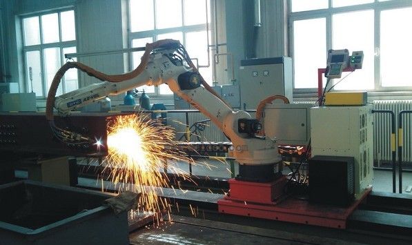 日本二手工业机器人进口报关公司