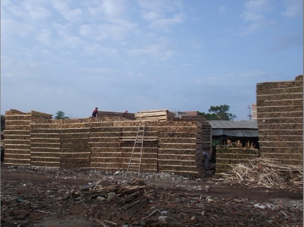 上海工地建筑木料合作 建筑工地方木模板供应、新旧建筑材料出售回收批发