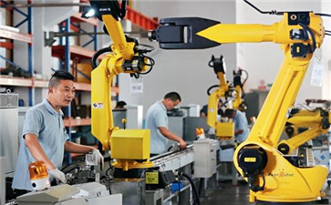 工业机器人进口清关物流代理公司