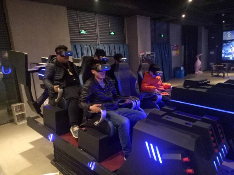 新款9DVR战车6人座飞船VR过山车体验VR投资加盟