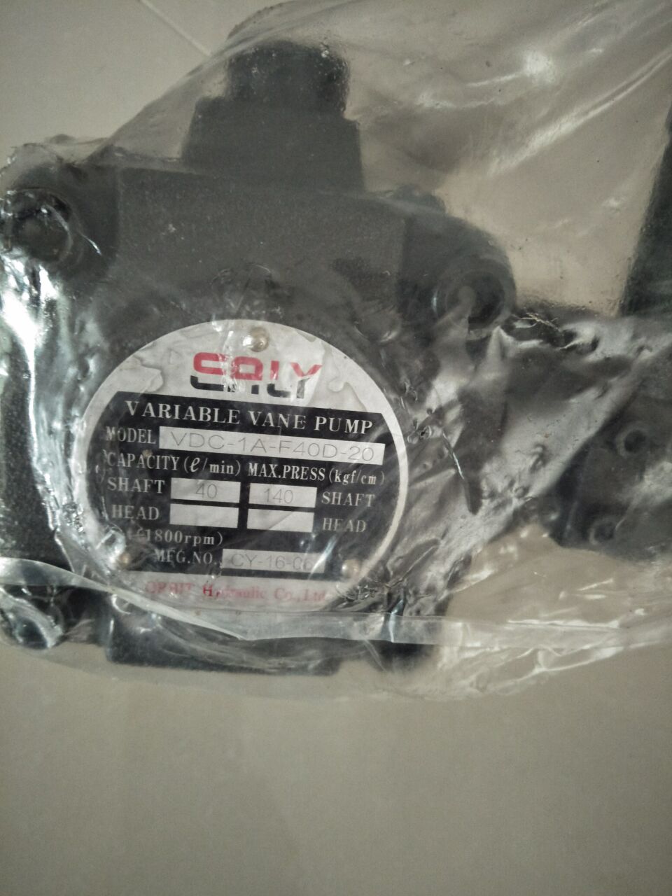 特价台湾EALY高压叶片泵PV2R1-06