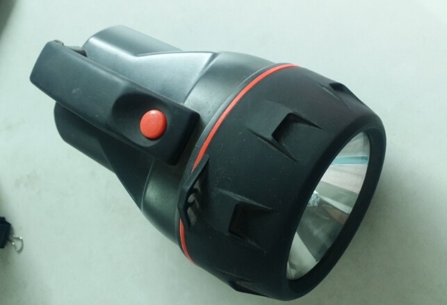 Z-IW5230手提式防爆氙气灯