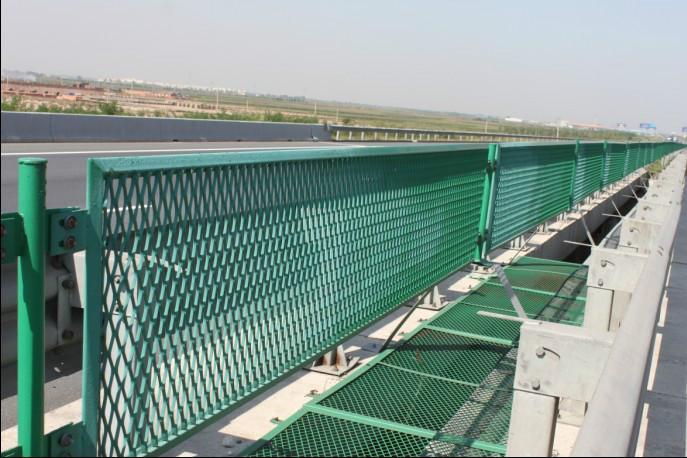 桂林卖高速防抛网，防眩网，钢板网护栏，价格优