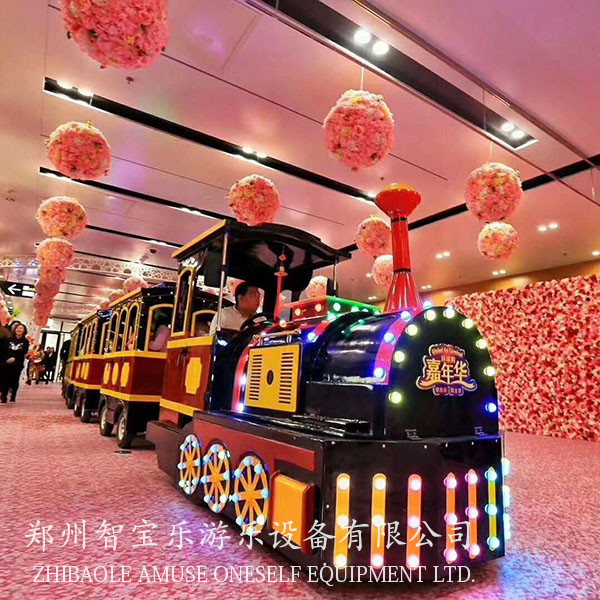 郑州厂家生产全新豪华版电动小火车 托马斯无轨火车