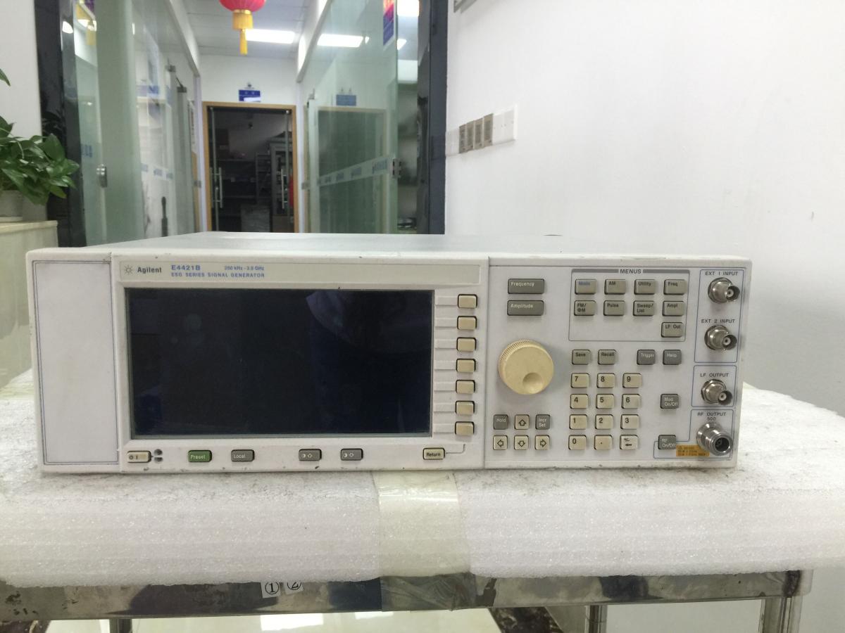 超划算Agilent E4421B频率信号发生器250kHz-3GHz