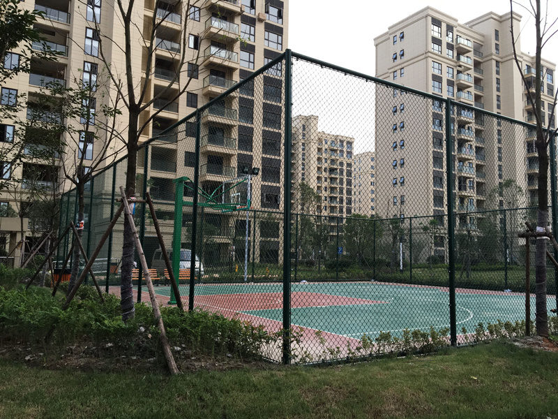 义乌篮球场围网 体育场护栏网 运动场防护网