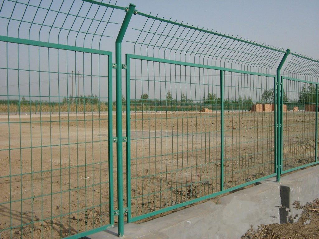 镀锌丝铁艺围栏  旅游区浸塑框架护栏网
