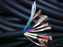 软结构耐油电力电缆 YFFR 10x1.5mm2 耐寒 耐高温