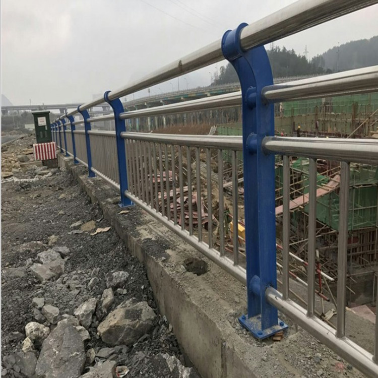 常州河道护栏 不锈钢复合管桥梁围栏