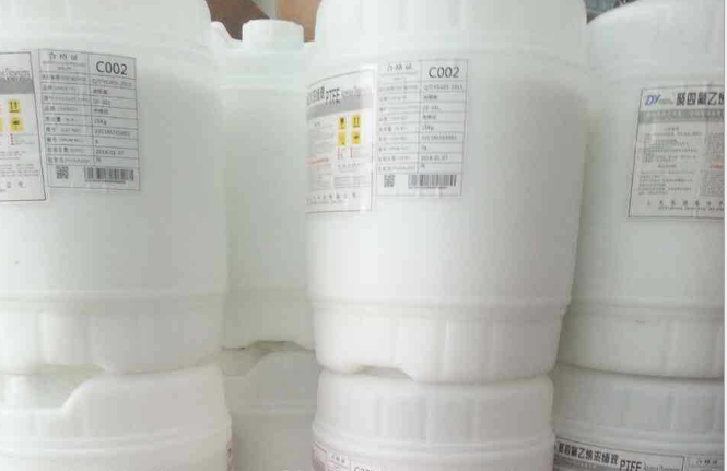 国产聚四氟乙烯溶液供应商 山东东岳PTFE水性分散乳液