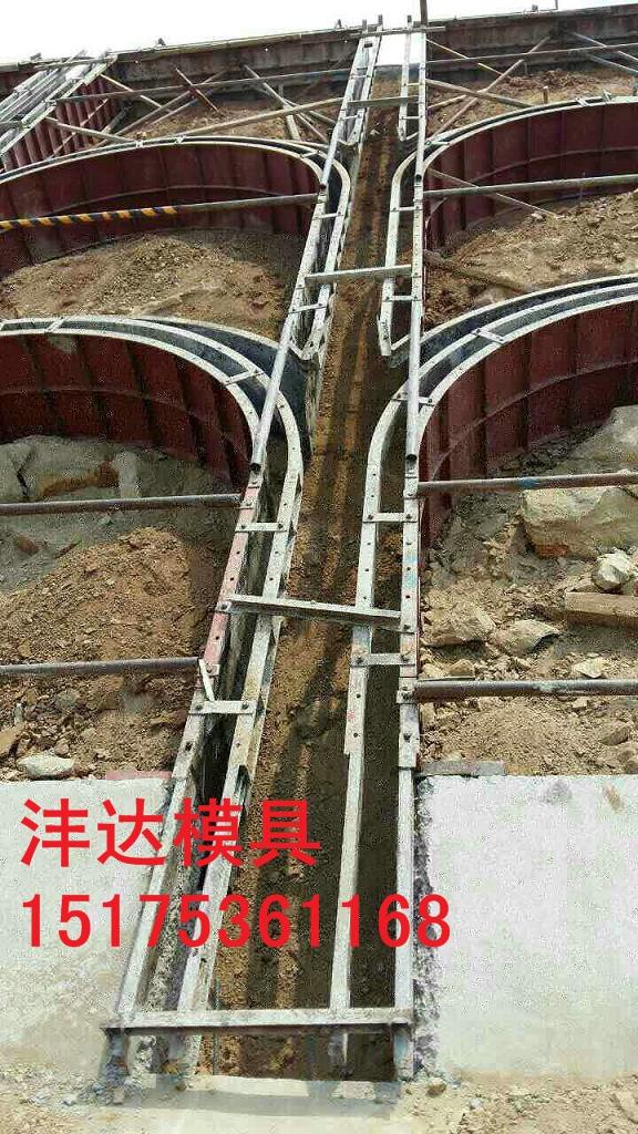  预制阶梯式景观式挡土墙模具