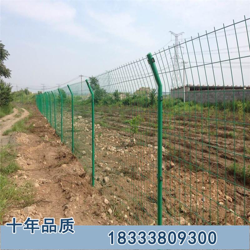 园林铁丝网 果园防护围网 双边丝护栏网 