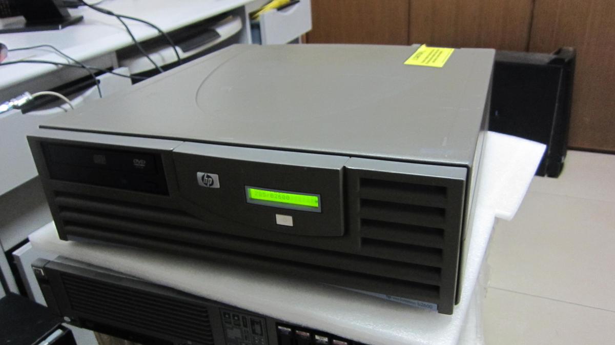 HP B2600 UNIX工作站
