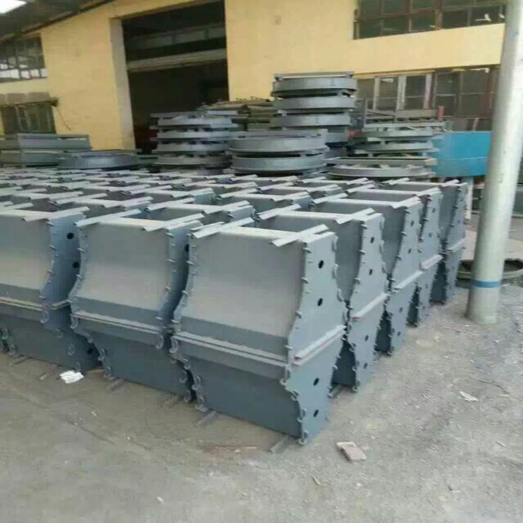 公路隔离墩模具发展隔离墩模具前景