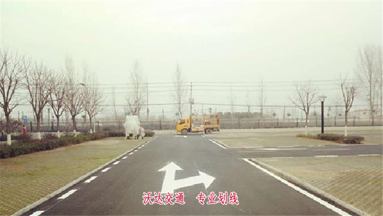 潜江工业园厂区车间道路划线