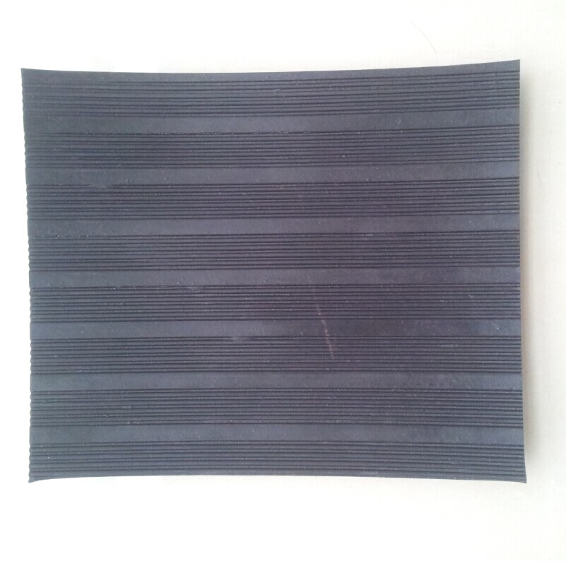 内蒙古绝缘橡胶板裁剪光滑 尺寸定做定制绝缘毯系列