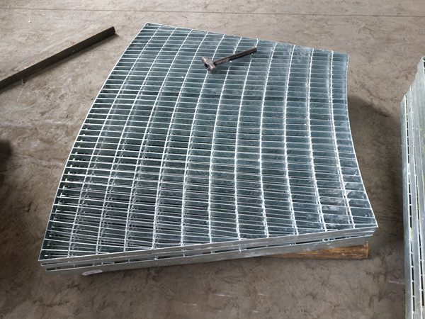 脱硫塔平台钢格栅板厂家 泰江钢格栅板定制厂家