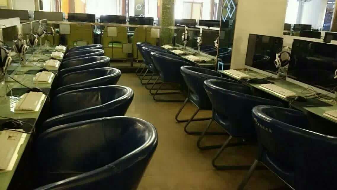 佛山网吧电脑桌供应 网吧专用椅生产厂家
