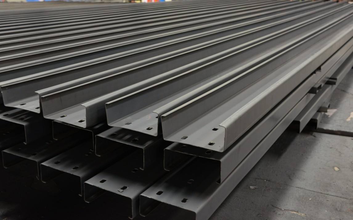 云南c型钢专业报价，厂家大量供应