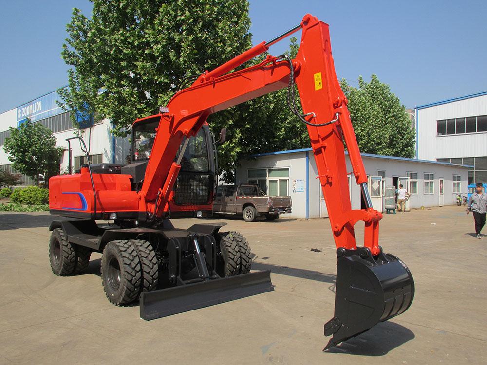 9吨挖掘机市政工程施工快  轮式挖掘机破碎混凝土