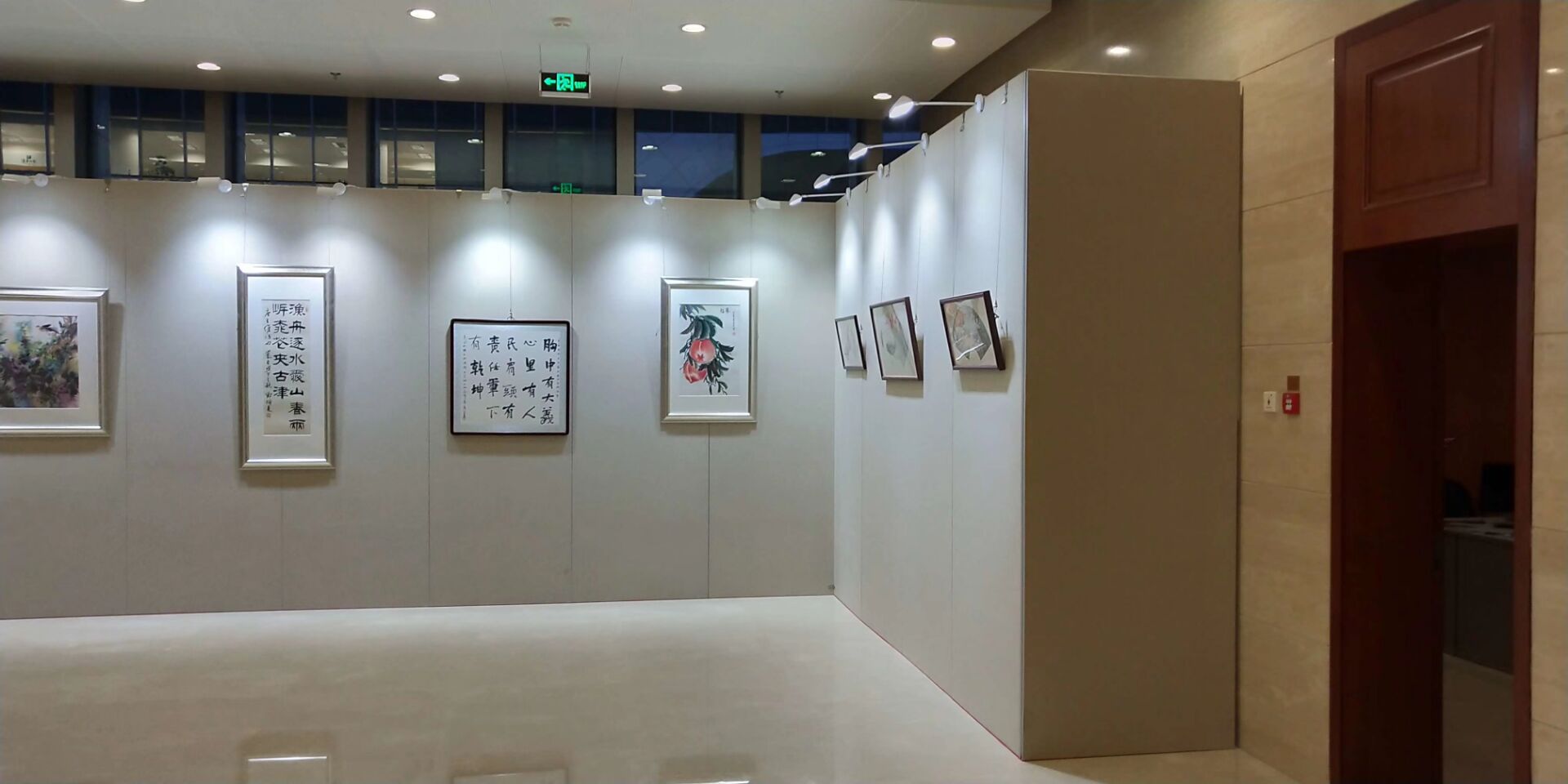 北京字画作品展布展 作品展挂画展墙出租 美术作品展布置