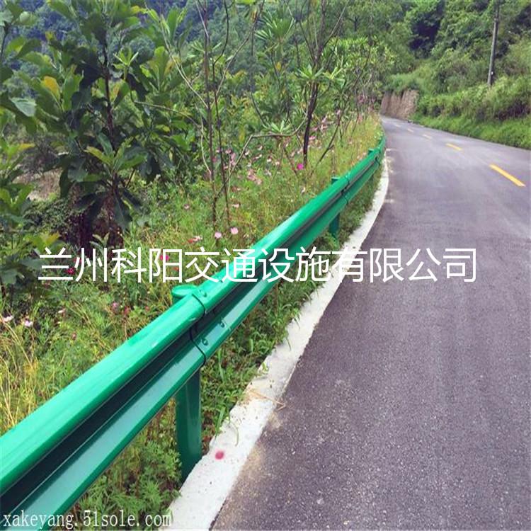 定西普通的公路波形梁护栏多少钱一米？