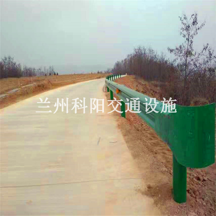 普通的公路波形梁护栏多少钱一米