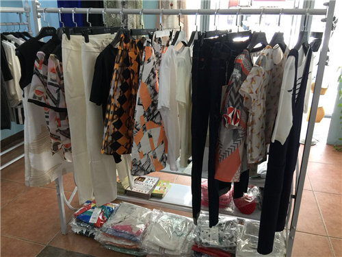 女装批发市场加盟，广州伊林服装有限公司女装无限商机
