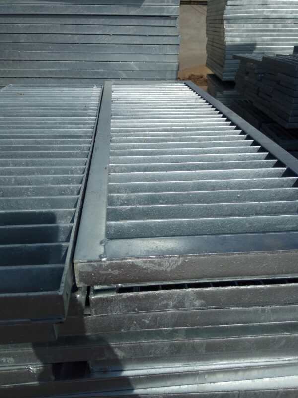 热镀锌钢格板A货架用热镀锌钢格板A热镀锌钢格板生产厂家