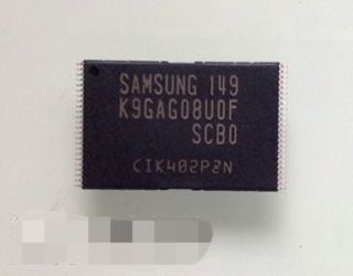 三星 NAND Flash K9F4G08U0F-SCB0