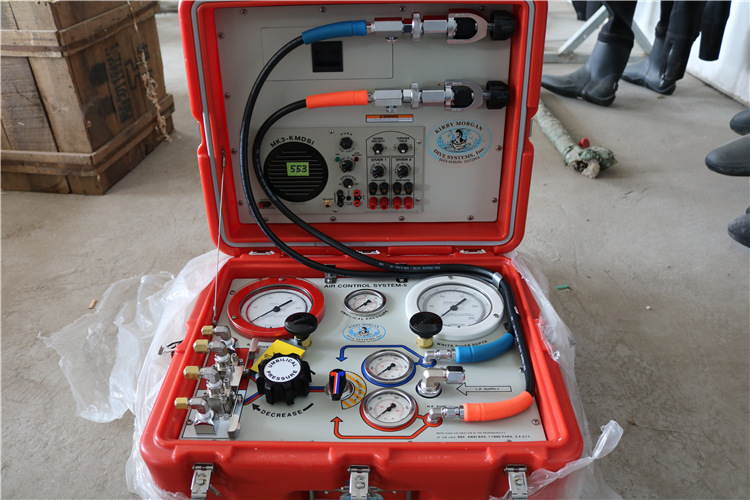 柯比摩根 KMACS 5 潜水气体控制系统 可携式潜水配气箱